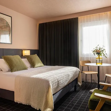 Hotel Western Cargo 4*