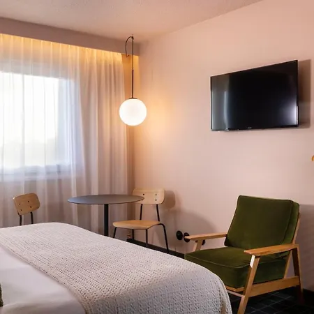Western Cargo Hotel 4*