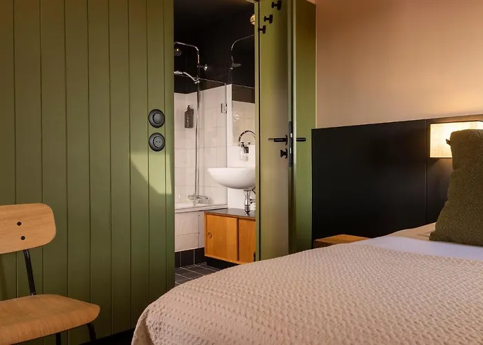 Western Cargo Dunkirk