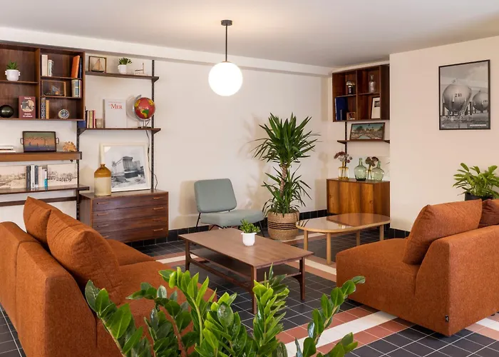 Western Cargo فندق