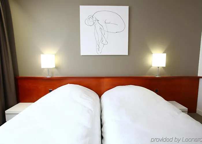 Western Cargo Hotel 4*